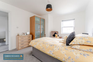 Bedroom- click for photo gallery